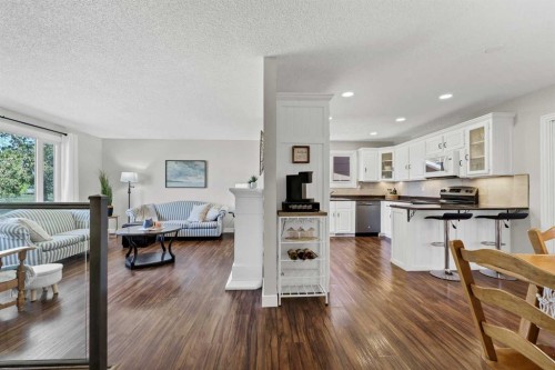 8 Corbitt Way Se, Medicine Hat, AB 