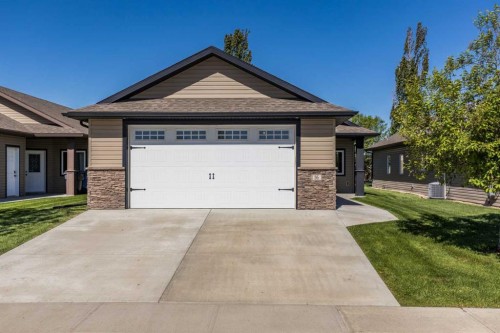 16 Wheatland Drive SE Medicine Hat, AB T1B 0M7