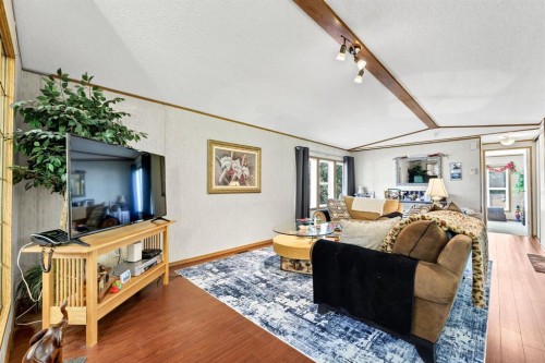 20 Josephine Avenue Sw, Redcliff, AB - Indoor Photo Showing Other Room