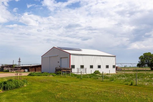 140014 Township Road 150, Rolling Hills, AB - Outdoor