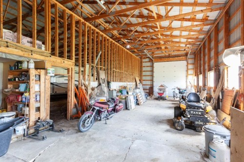 140014 Township Road 150, Rolling Hills, AB - Indoor