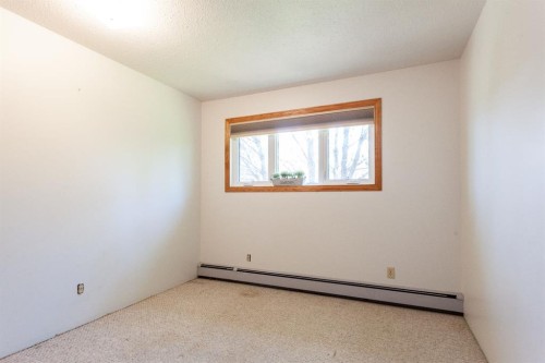 140014 Township Road 150, Rolling Hills, AB - Indoor Photo Showing Other Room
