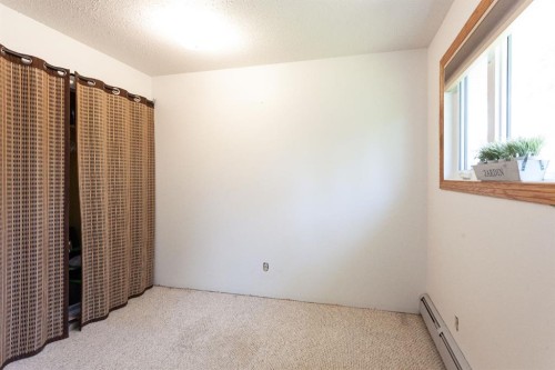 140014 Township Road 150, Rolling Hills, AB - Indoor Photo Showing Other Room