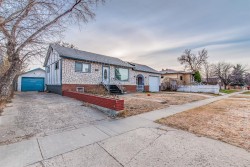 219 4 Street SERedcliff, AB T0J 2P0