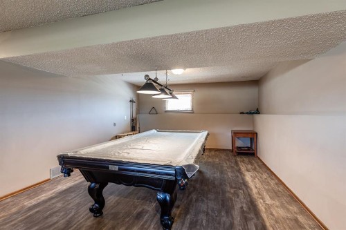 9 Rossmere Avenue Se, Medicine Hat, AB - Indoor Photo Showing Other Room