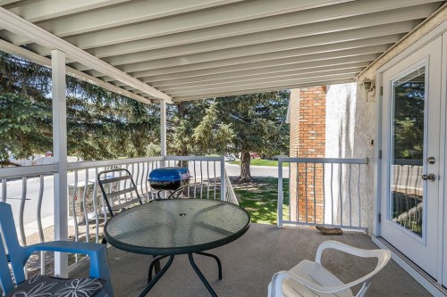 9 Rossmere Avenue Se, Medicine Hat, AB - Outdoor With Exterior