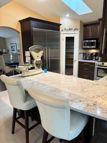 447 Spruce Way Se, Medicine Hat, AB - Indoor