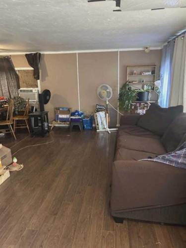 97-4000 13 Avenue Se, Medicine Hat, AB 