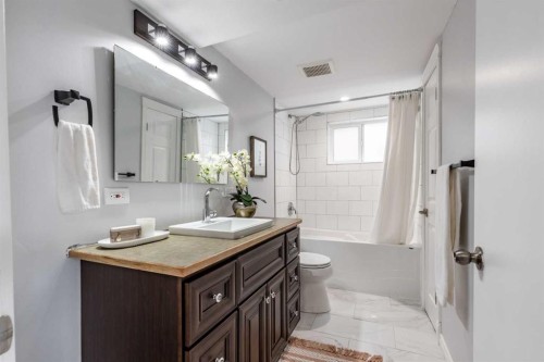 910 7 Street Se, Redcliff, AB 
