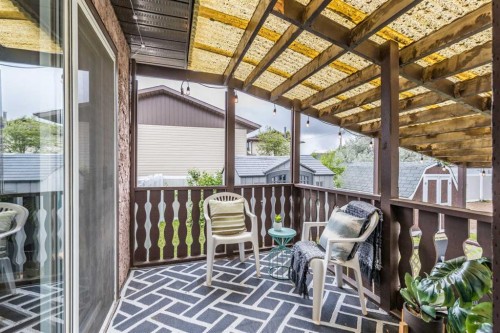 910 7 Street Se, Redcliff, AB 