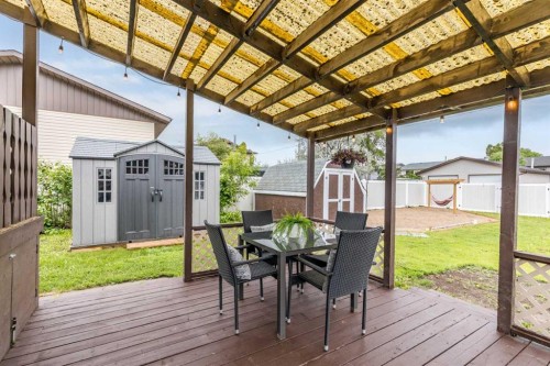 910 7 Street Se, Redcliff, AB 