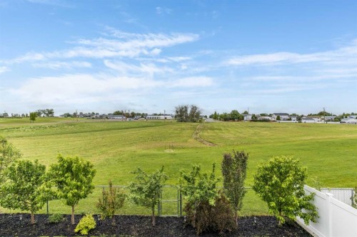 936 Maskell Place Se, Redcliff, AB - Outdoor With View