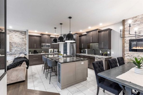 936 Maskell Place Se, Redcliff, AB - Indoor Photo Showing Kitchen With Stainless Steel Kitchen With Upgraded Kitchen