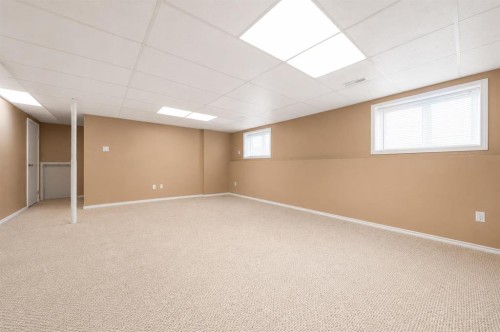 107 Sprague Way Se, Medicine Hat, AB - Indoor Photo Showing Basement