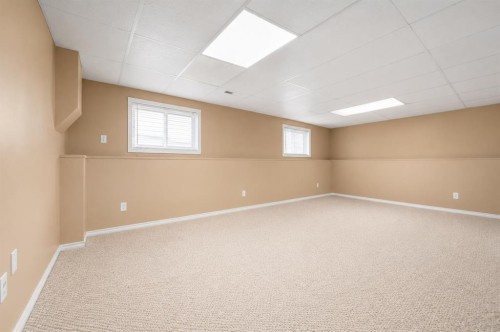 107 Sprague Way Se, Medicine Hat, AB - Indoor
