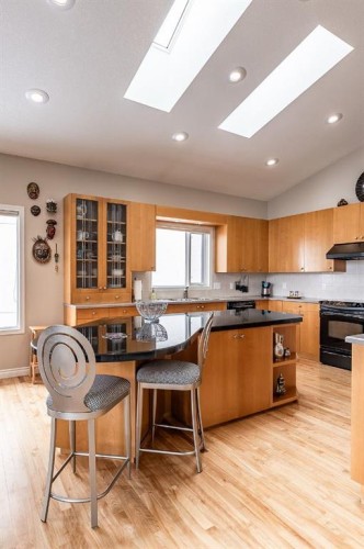 28 Chinook Place Sw, Medicine Hat, AB 