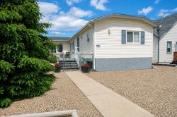 217 4 Street NWRedcliff, AB T0J 2P0