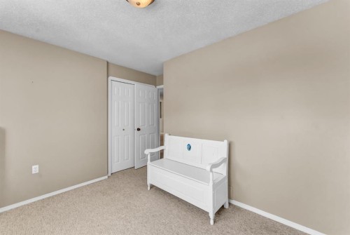 970 Kipling Crescent Sw, Redcliff, AB - Indoor