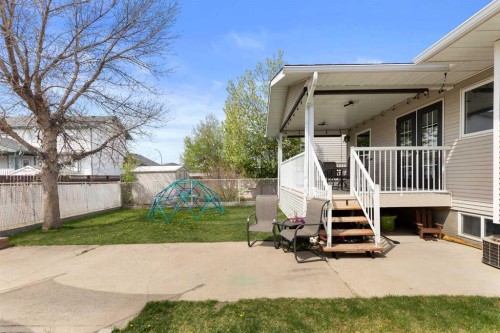 453 Stark Way Se, Medicine Hat, AB - Outdoor With Deck Patio Veranda
