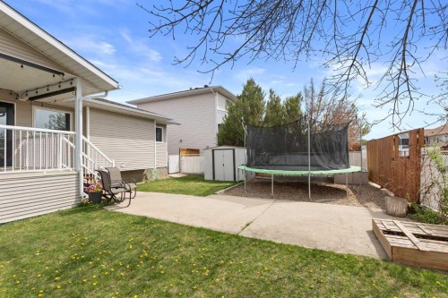 453 Stark Way Se, Medicine Hat, AB - Outdoor