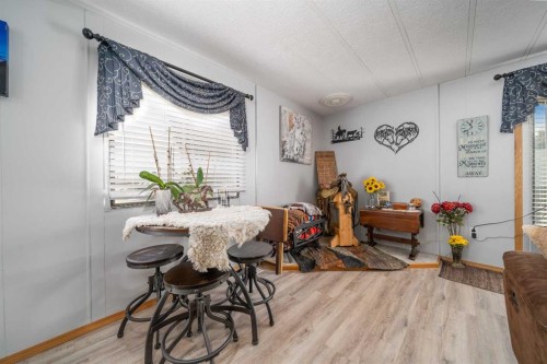 341 Cornell Crescent Sw, Medicine Hat, AB 