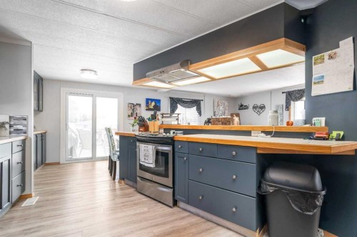 341 Cornell Crescent Sw, Medicine Hat, AB 