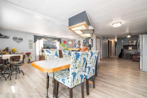 341 Cornell Crescent Sw, Medicine Hat, AB 