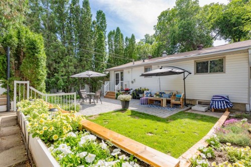 2339 20 Avenue Se, Medicine Hat, AB - Outdoor With Deck Patio Veranda