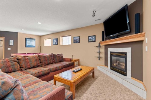 18 Riverview Drive Se, Redcliff, AB 