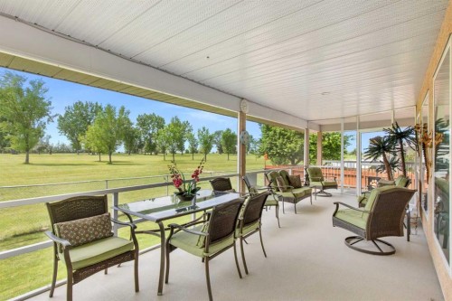 18 Riverview Drive Se, Redcliff, AB 