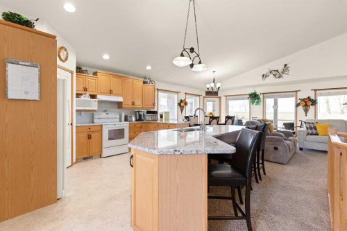 18 Riverview Drive Se, Redcliff, AB 