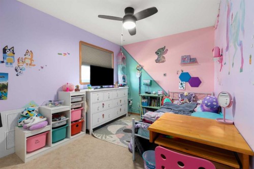 930 Kipling Crescent Sw, Redcliff, AB 