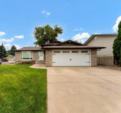 238 Cameron Road SE Medicine Hat, AB T1B 1P3