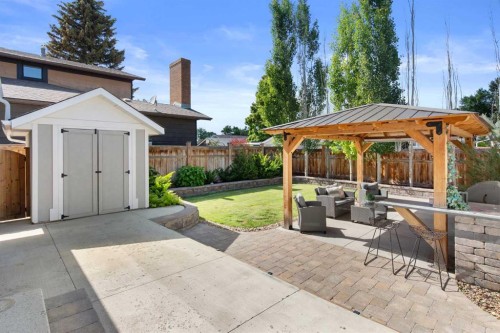 52 Cunliffe Crescent Se, Medicine Hat, AB 