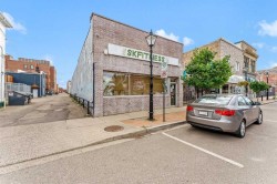 655 2 Street SEMedicine Hat, AB T1A 0C8