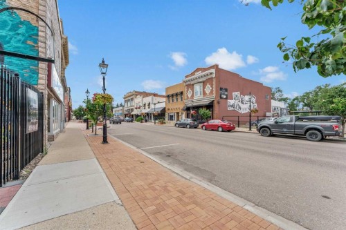 655 2 Street Se, Medicine Hat, AB 
