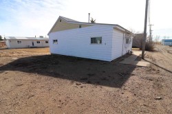 5 1st Avenue EAST Acadia Valley, AB T0J 0A0