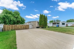 36-2460 Southview Drive SEMedicine Hat, AB T1B 1C8