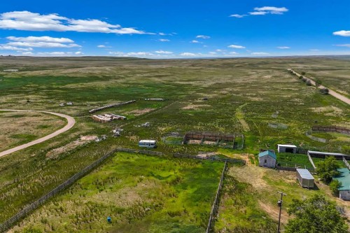1043-6 Ave, Empress, AB 