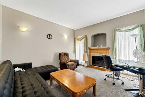305 5 Avenue Sw, Redcliff, AB 