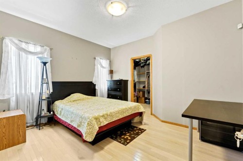 305 5 Avenue Sw, Redcliff, AB 
