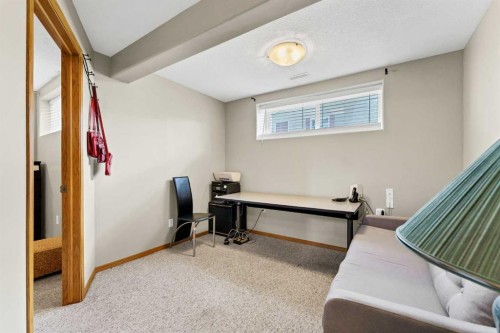 305 5 Avenue Sw, Redcliff, AB 