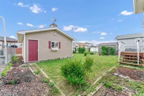 305 5 Avenue Sw, Redcliff, AB 