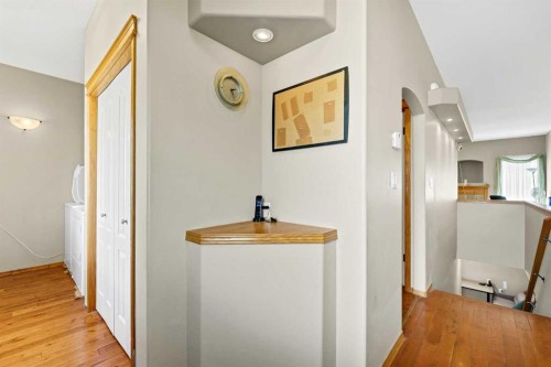 305 5 Avenue Sw, Redcliff, AB 