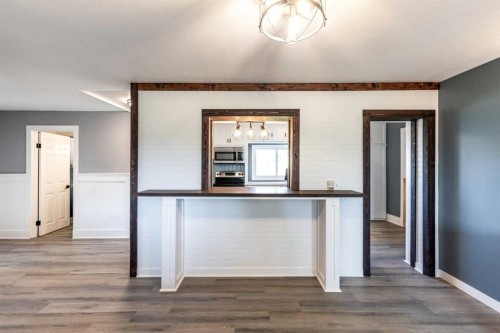 80 Pacific Avenue, Irvine, AB 