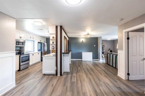 80 Pacific Avenue, Irvine, AB 
