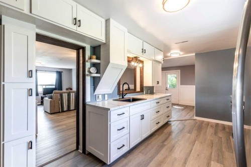 80 Pacific Avenue, Irvine, AB 