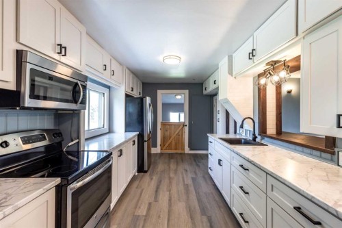 80 Pacific Avenue, Irvine, AB 