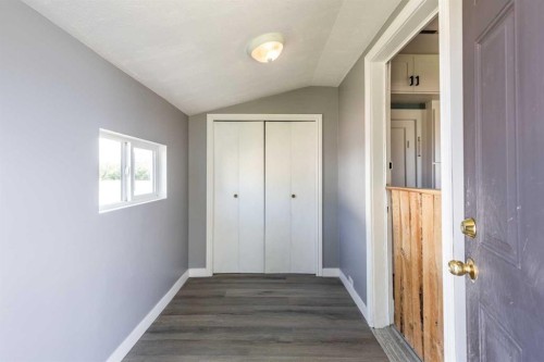 80 Pacific Avenue, Irvine, AB 