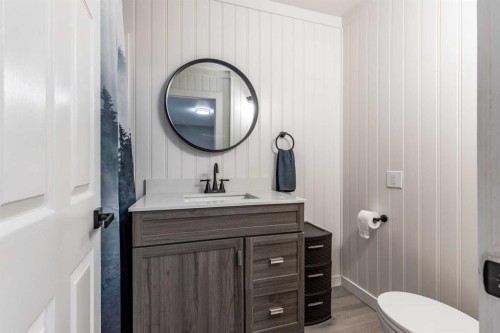 80 Pacific Avenue, Irvine, AB 